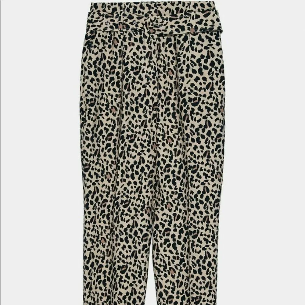 Zara Belted Animal Print Leopard Belted Trousers Pants NEW without Tags! Medium